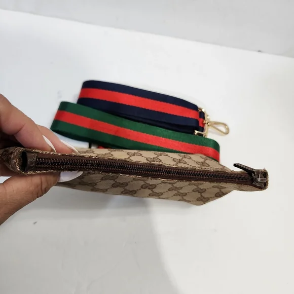 Gucci Authentic  pochette GG canvas bag pouch #103399 - Picture 11 of 16